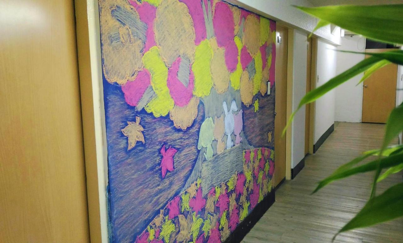 Chia Rong Hostel Taipei Luaran gambar